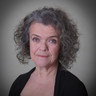 Photo portrait of Debra Keenahan