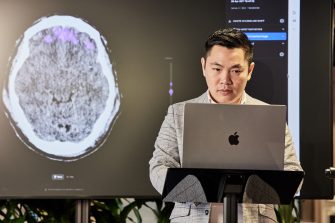 Dimitry Tran BUS Alumni