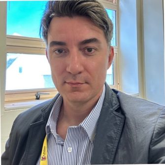 Headshot of Artem Lensky