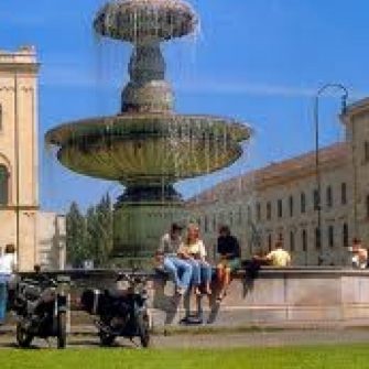 Ludwig-Maximilians - Universitat Munchen
