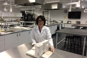 indrawati-tanurdjaja-slicing-sorghum-cowpea-tempeh