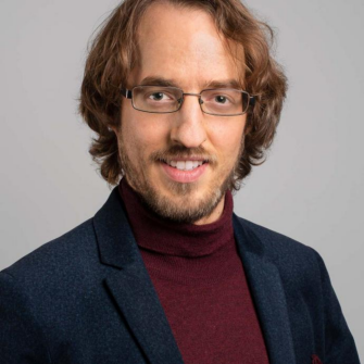 Headshot - Martin Koehring