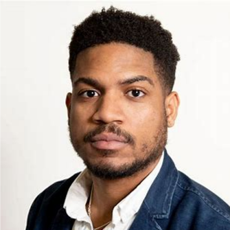 Headshot - Michai Robertson