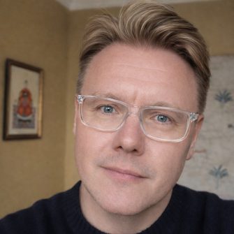 Headshot of Scott Hoggan