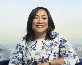 Katrina Rathie headshot