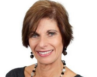 Michele Blum headshot