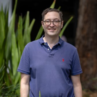 Robert Akerlof headshot