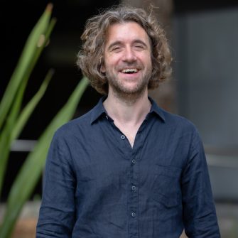 Alberto Motta headshot