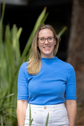 Sarah Walker headshot