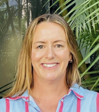 Erin Howden Headshot