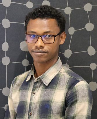 2024-08-aragaw-headshot