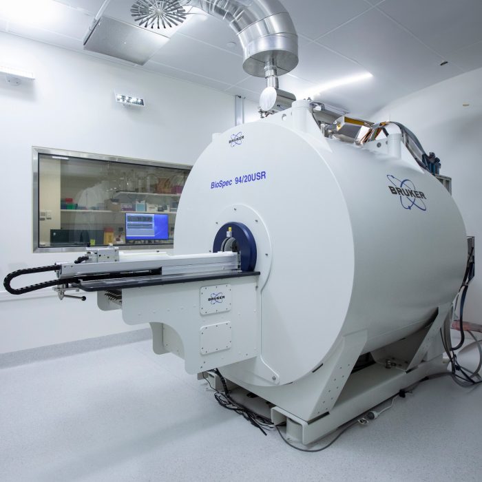 bruker-biospec-avance-III-9420-preclinical-mri.