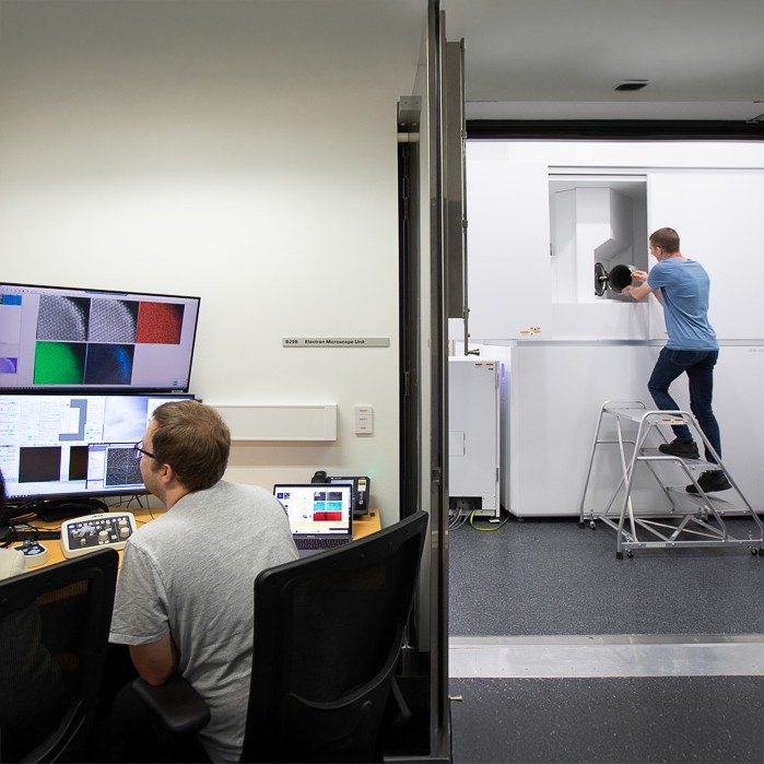 2025-02-03-joel-grand-arm-emu