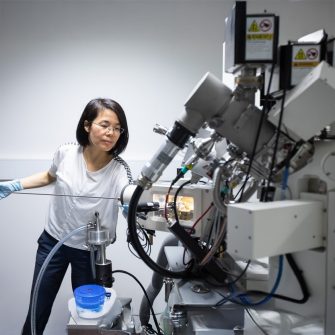 2025-02-03-zeiss-crossbeam-550-cryo-fib-sem-emu