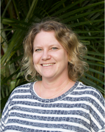 Emma-johansson-beves-headshots