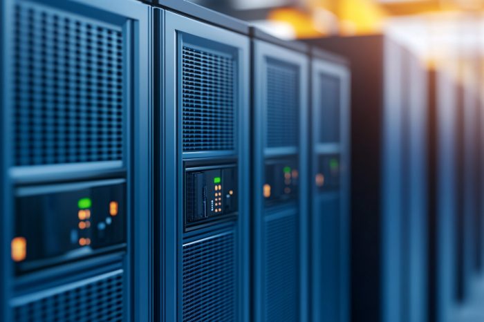 Revolutionizing Energy Storage - Massive Lithium-Ion Battery Units Integrating with the Electric Grid for a Sustainable Power Future