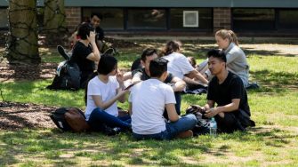 UNSW Students on campus