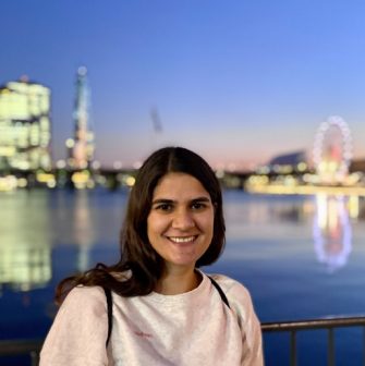 Alejandra Isaza Headshot