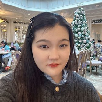 Headshot of Cheng Qi