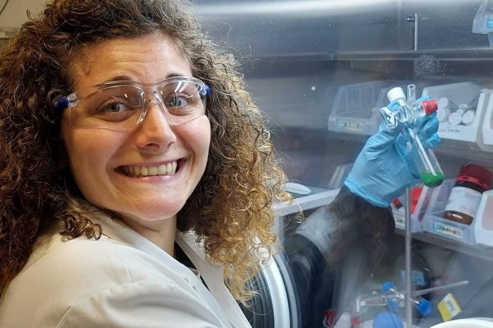 Smart Materials and Surfaces Research Group lab picture 1