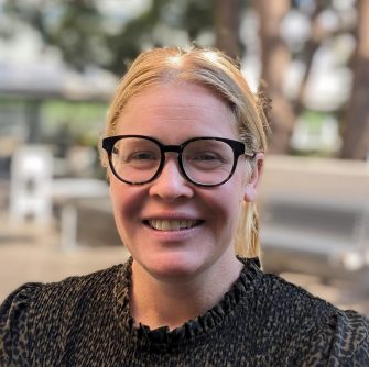 Karina Walton headshot