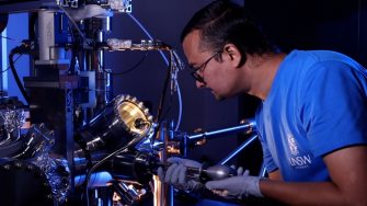 UNSW Physics laboratory