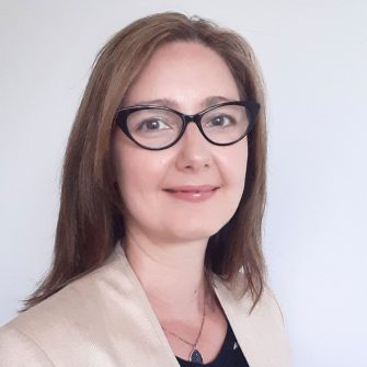 Headshot of Irina Coineagu