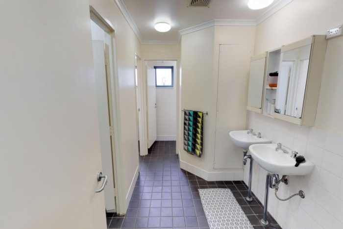 Cowper Street Apartments are located a short walk from UNSW in the suburb of Randwick, surrounded by beautifully landscaped lush, green gardens.