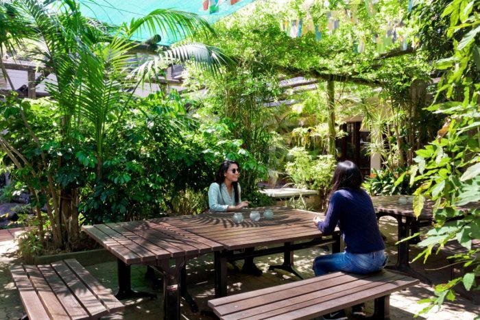 The college is home to 160 away from home coeducational residents. International house is a balance of postgraduate and senior undergraduate comprised of local, international, and exchange students.