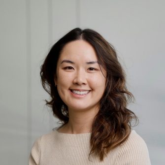 linda-zheng-headshot