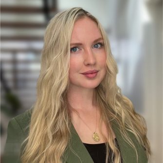 Headshot image of Jessemyn Modini