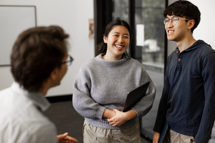 Students at UNSW Sydney Kensington campus