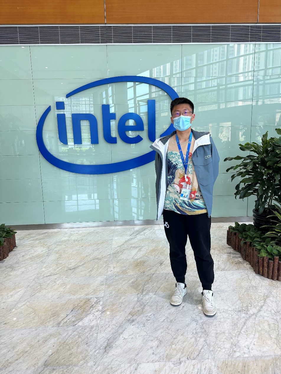 Photo of UNSW alumnus Luke Brock